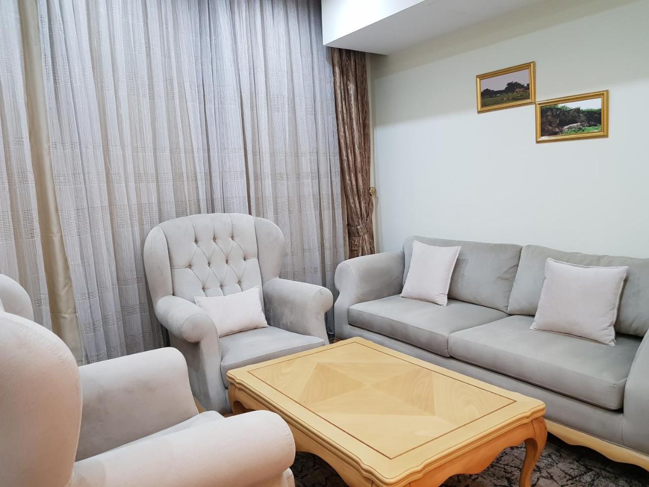 Hotel Plaza Muscat