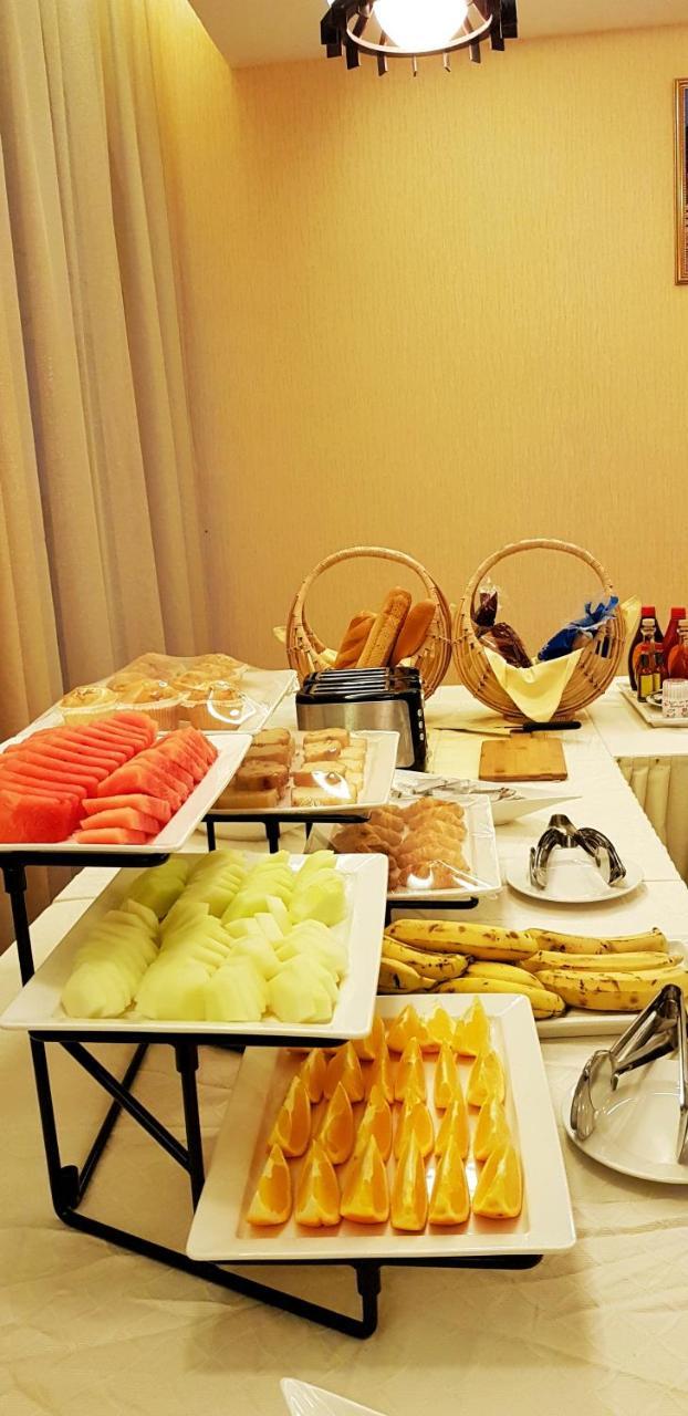 Hotel Plaza 3*